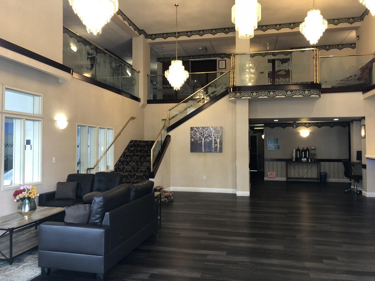 Portland Suites Airport East Fairview Zewnętrze zdjęcie