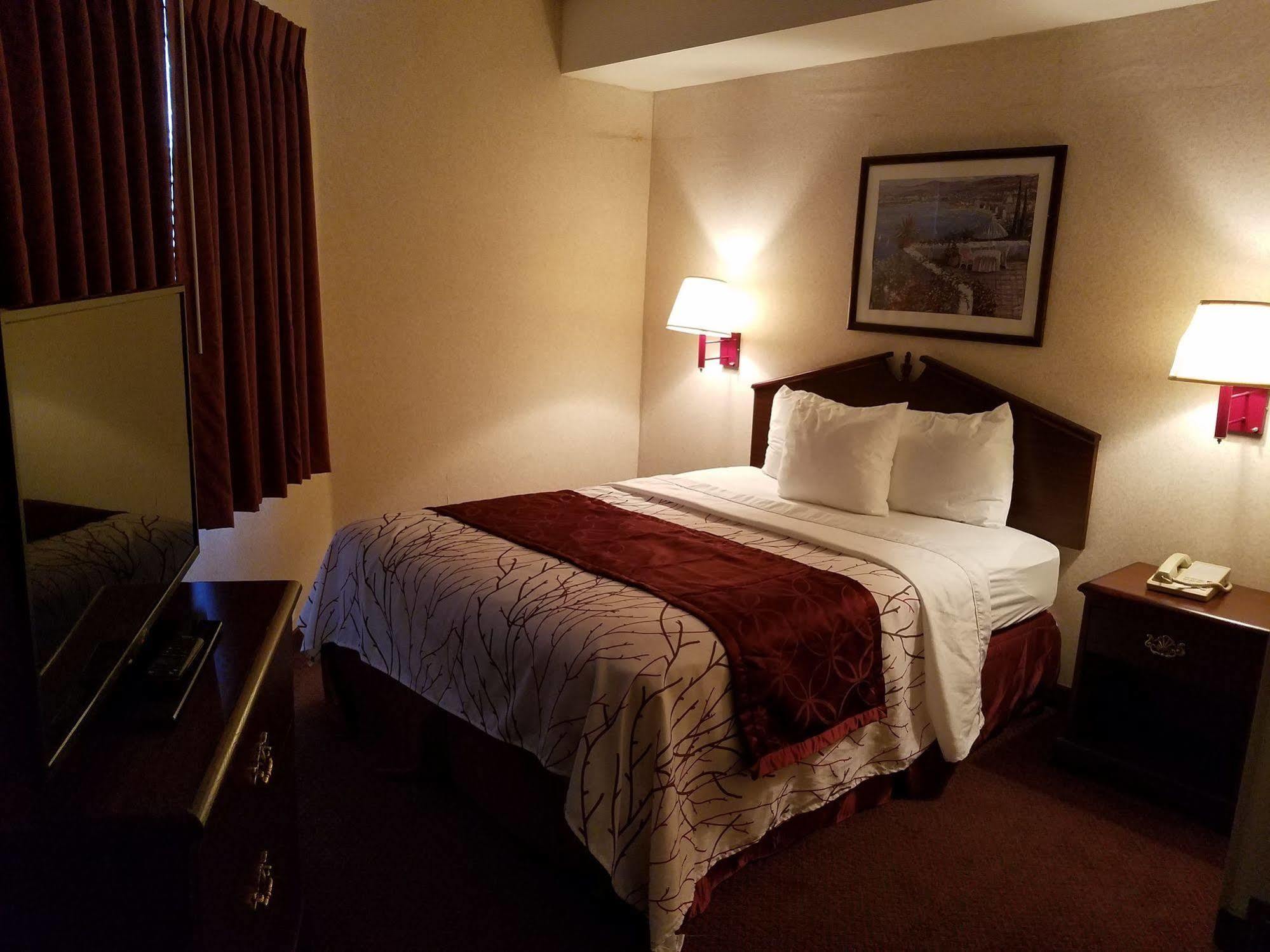 Portland Suites Airport East Fairview Zewnętrze zdjęcie