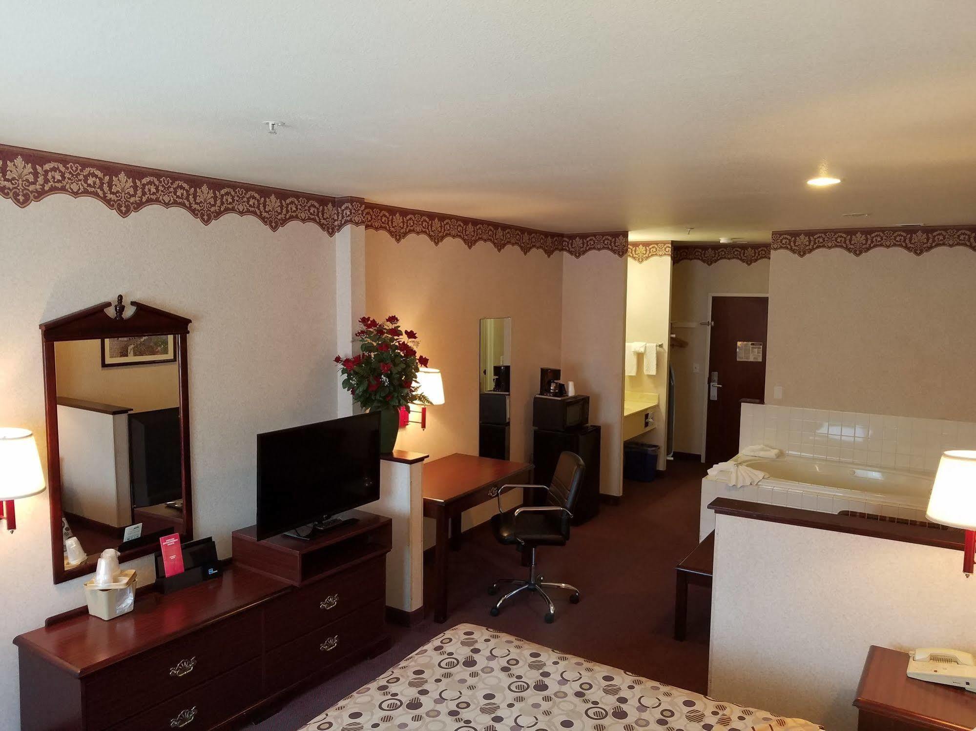 Portland Suites Airport East Fairview Zewnętrze zdjęcie
