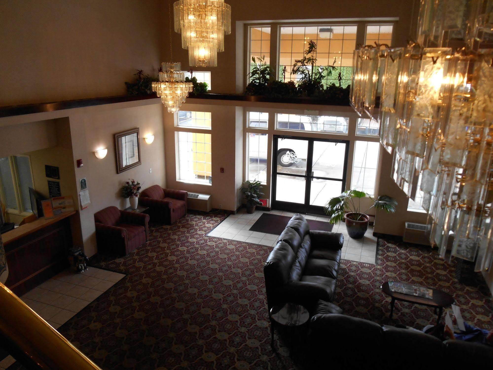 Portland Suites Airport East Fairview Zewnętrze zdjęcie