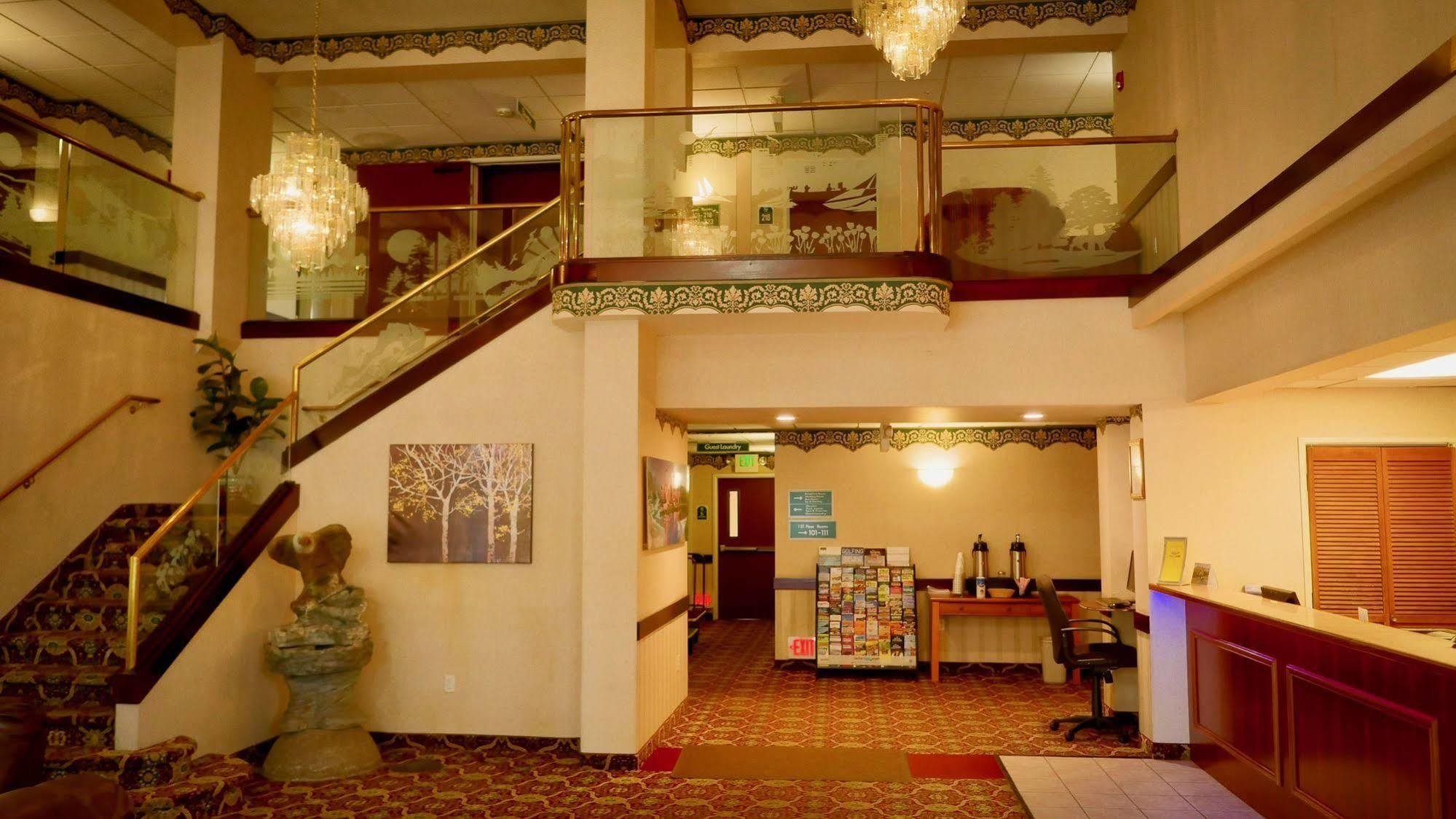 Portland Suites Airport East Fairview Zewnętrze zdjęcie